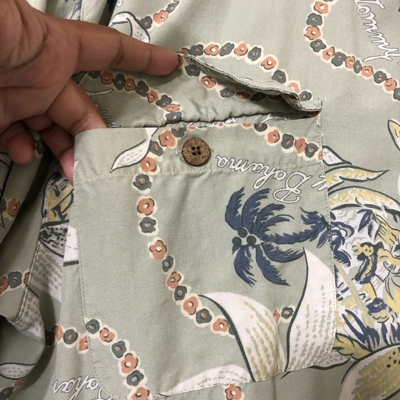 Vintage Tommy Bahama Hawaiian Shirt Short Sleeve Button Up Palm Trees Floral - Picture 5 of 15